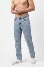 Men Soft Blue Cloud Wash Baggy Fit Jeans - Image 2