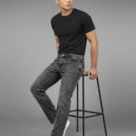 Manfinity Hypemode Loose Fit Men's Flared Jeans